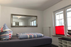 Berg-Schlafzimmer-Doppelbett-2