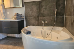 Haus-22-Whirlwanne Haus-22-Whirlwanne