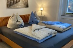 Schlafzimmer-2-Lachmoewe